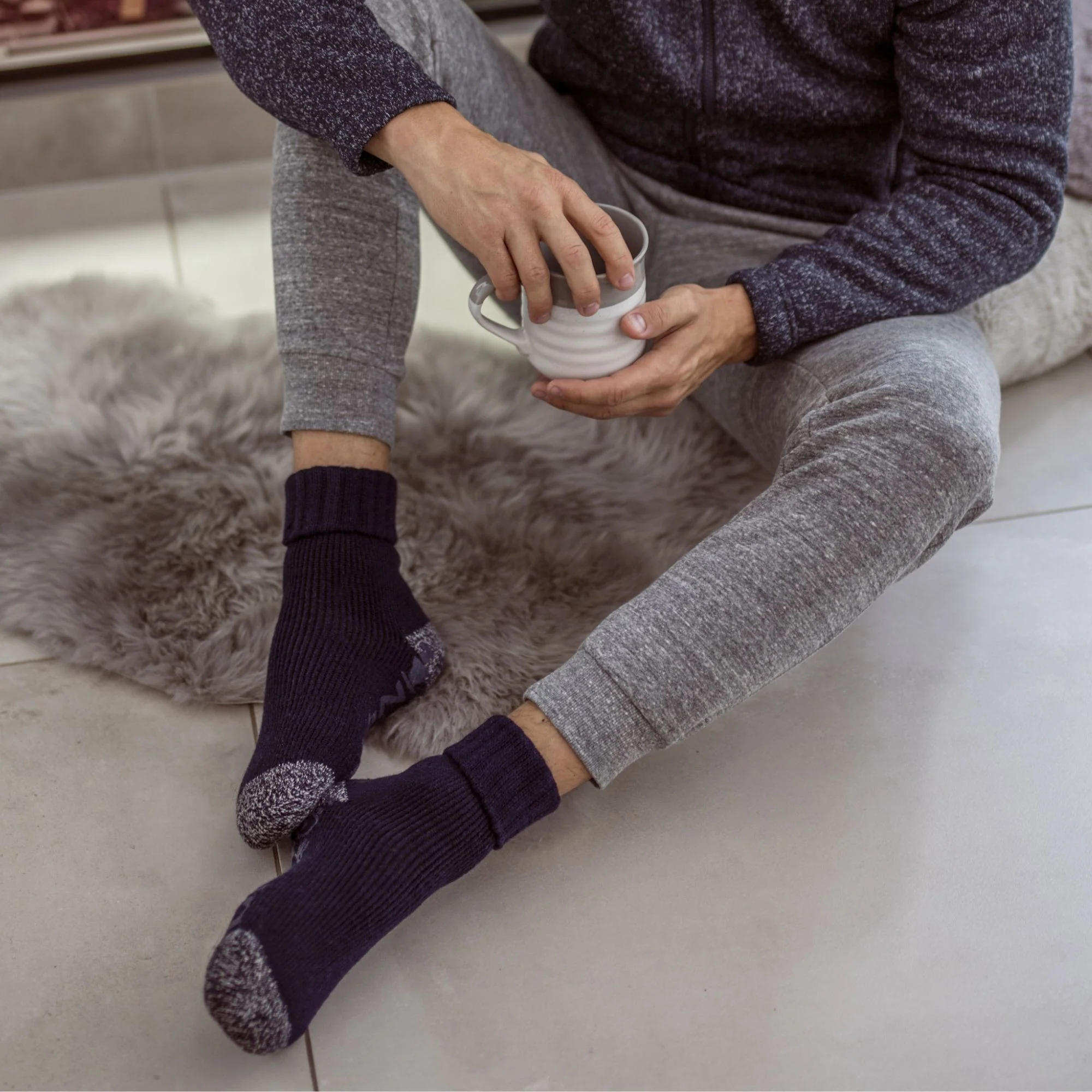 Mens Turnover Thermal Fleece Lined Bed Socks with Non Slip Grips - Image 15