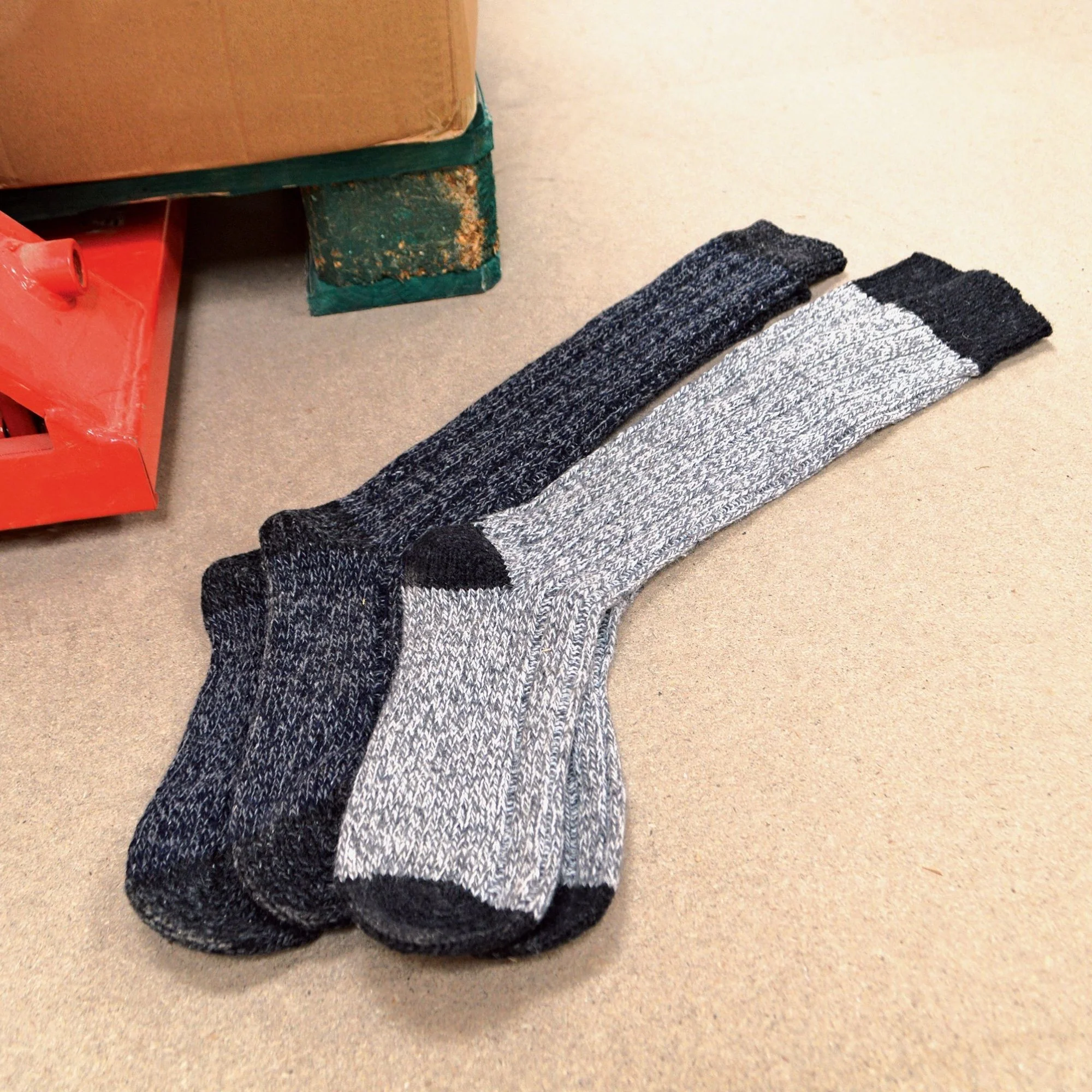 3 Pack Mens Extra Long Knee High Knitted Wool Boot Socks - Image 4